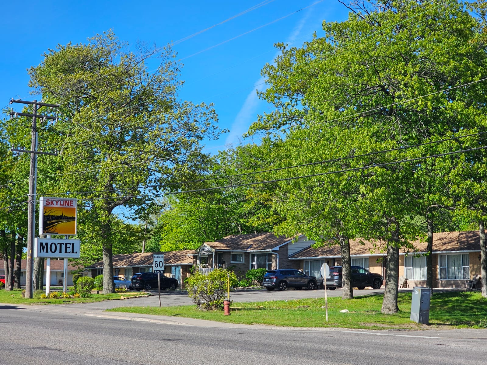 Skyline Motel